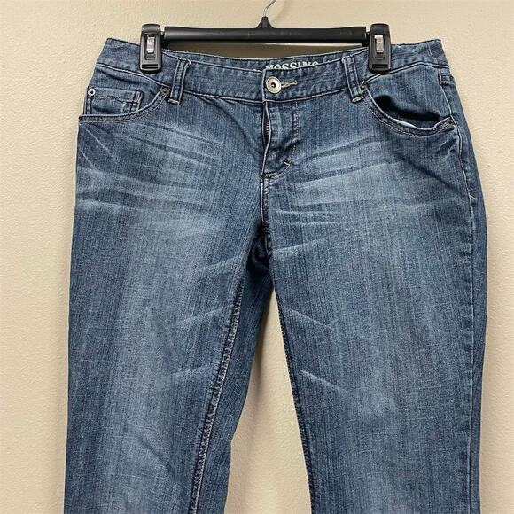 Mossimo Women's Size 13 Blue Denim Capri Jeans Distressed Raw Hem - Picture 3 of 7